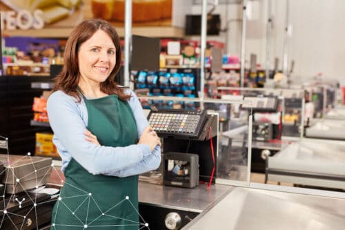 donna impiegata nel settore GDO della grande distribuzione organizzata che utilizza il software gestionale MyNet