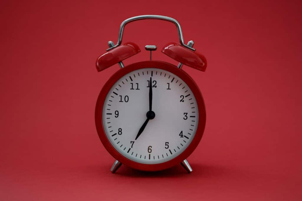 time management: orologio per la gestione del tempo